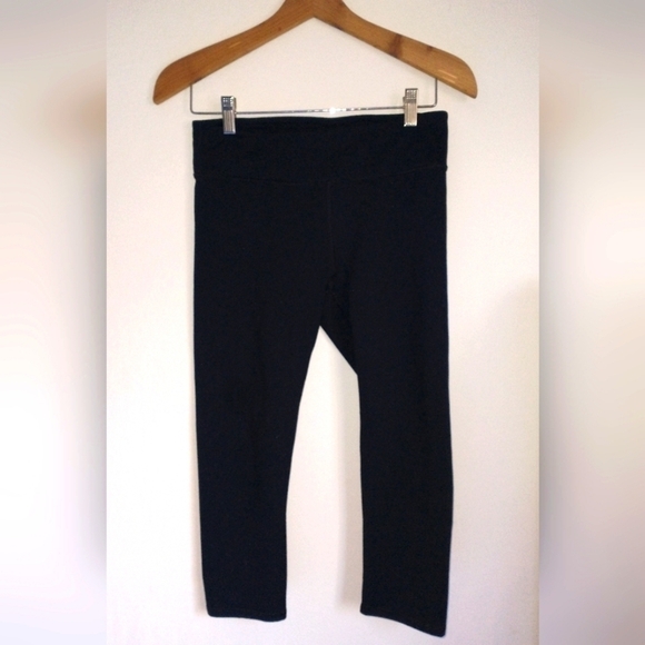 Fabletics Black Leggings Size Small - Picture 1 of 3